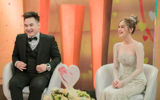 4 tháng sau kết hôn, 'Streamer giàu nhất Việt Nam' thú nhận sự thật về cảnh sống chung với Xoài Non. Ảnh internet 4 tháng sau kết hôn, 'Streamer giàu nhất Việt Nam' thú nhận sự thật về cảnh sống chung với Xoài Non. Ảnh internet