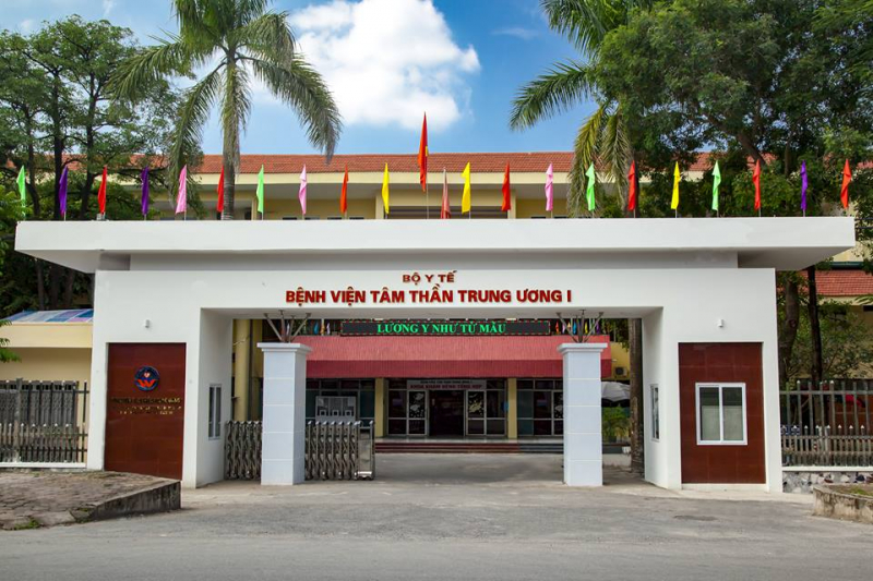 Tin tức pháp luật 24h: Đình chỉ GĐ BV Tâm thần Trung ương I. Ảnh internet Tin tức pháp luật 24h: Đình chỉ GĐ BV Tâm thần Trung ương I. Ảnh internet
