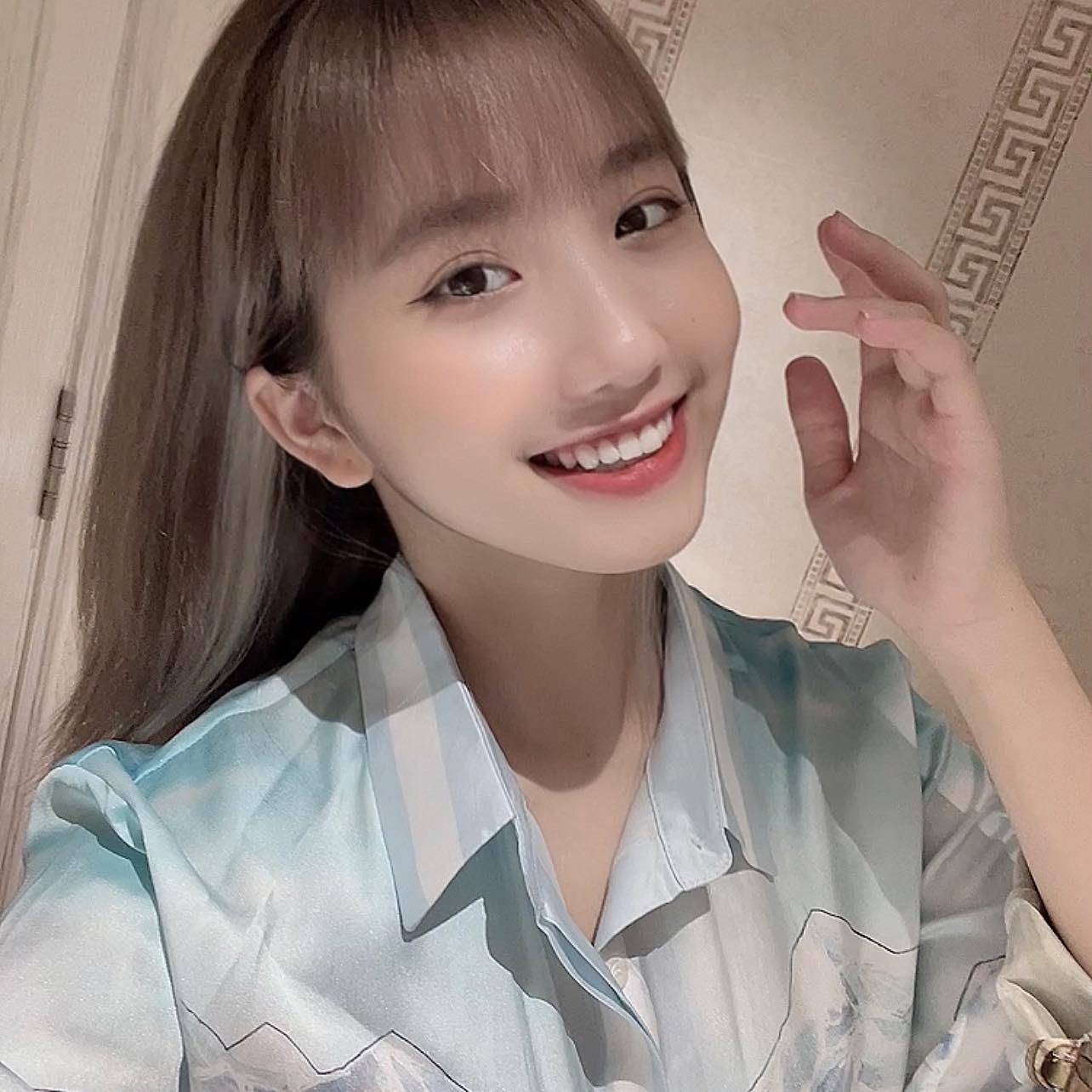 Lê Thị Khánh Huyền hiện đang sở hữu lượng theo dõi khủng trên các trang cá nhân của mình. Ảnh FBNV Lê Thị Khánh Huyền hiện đang sở hữu lượng theo dõi khủng trên các trang cá nhân của mình. Ảnh FBNV