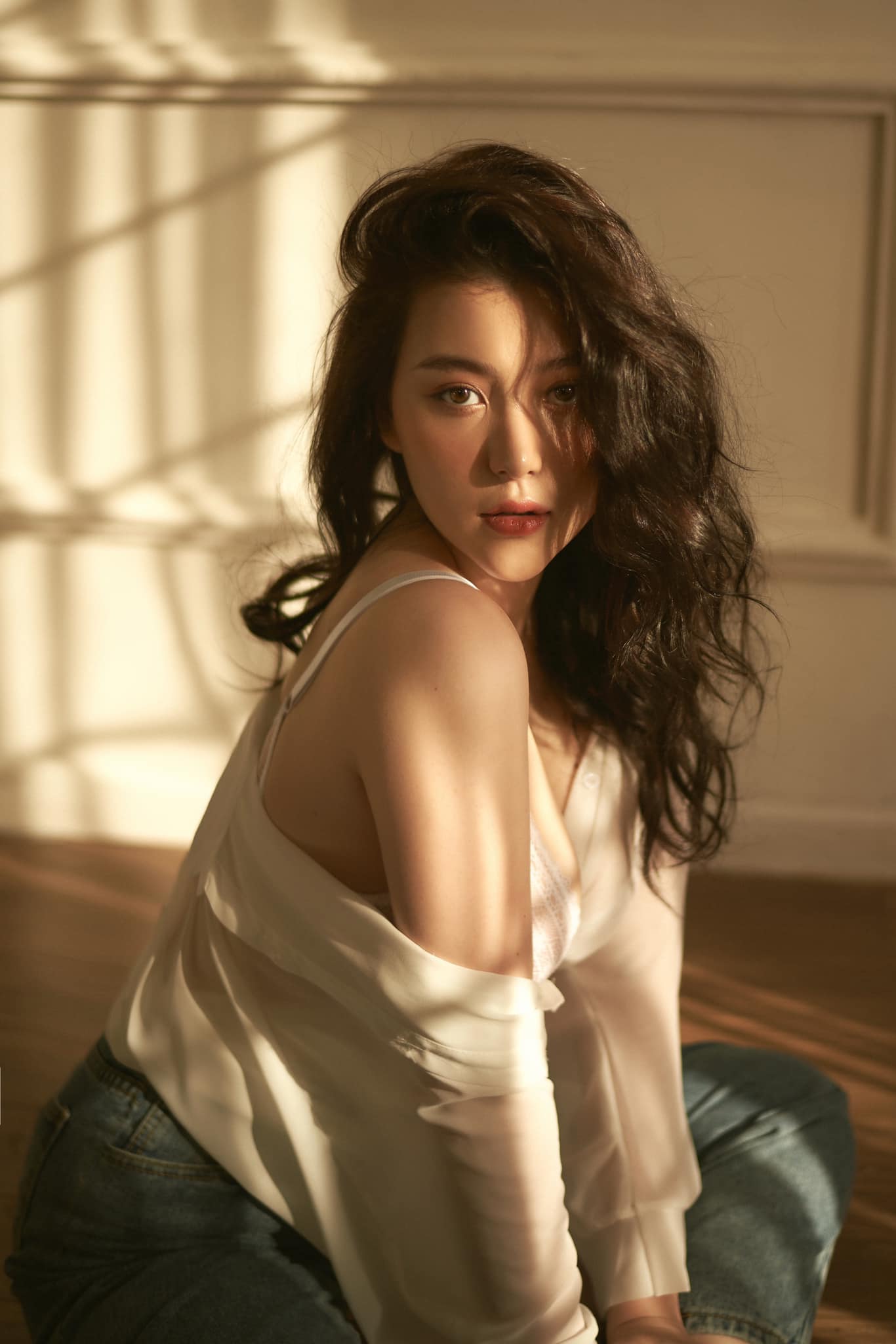 Sở hữu nhan sắc lai cùng sắc vóc quyến rũ, Trần Nhật Anh luôn biết trọn những bộ trang phục khoe trọn vẻ đẹp hình thể. Ảnh FBNV