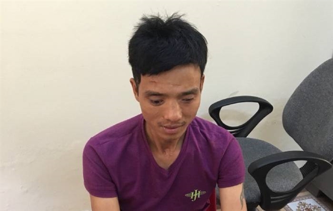 Tin tức pháp luật 24h: Bắt kẻ phá hơn 200 ngôi mộ. Ảnh VTC News Tin tức pháp luật 24h: Bắt kẻ phá hơn 200 ngôi mộ. Ảnh VTC News