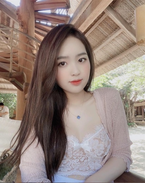 Hot girl Lê Phương Anh nhập viện cấp cứu, oán trách kẻ 'bỏ bạn lúc khó khăn'  2