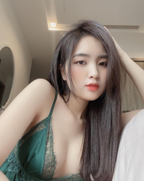 Hot girl Lê Phương Anh thường xuyên khoe những hình ảnh nóng bỏng trên mạng xã hội. Ảnh IGNV Hot girl Lê Phương Anh thường xuyên khoe những hình ảnh nóng bỏng trên mạng xã hội. Ảnh IGNV