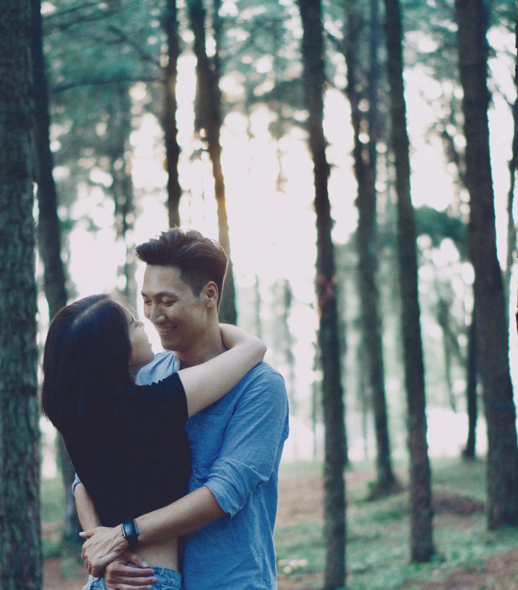 Mạnh Trường khẳng định vợ luôn là vị trí số một trong trái tim mình. Ảnh internet