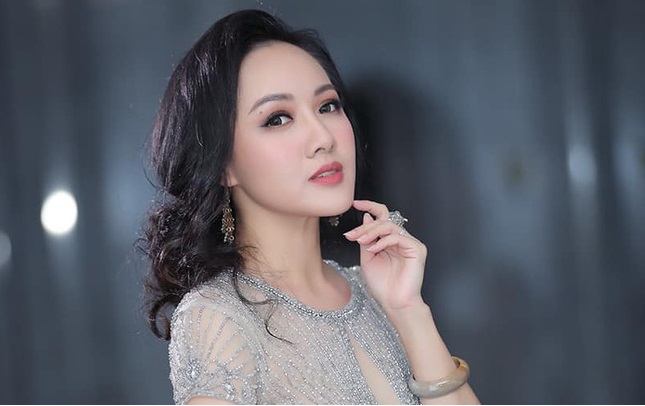 Nhan sắc xinh đẹp của BTV Hoài Anh ngoài đời. Ảnh internet