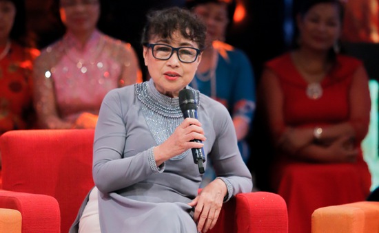 NSƯT Kim Tiến của hiện tại dù nghỉ hưu nhưng vẫn tham gia một số sự kiện, chương trình của VTV. Ảnh internet NSƯT Kim Tiến của hiện tại dù nghỉ hưu nhưng vẫn tham gia một số sự kiện, chương trình của VTV. Ảnh internet