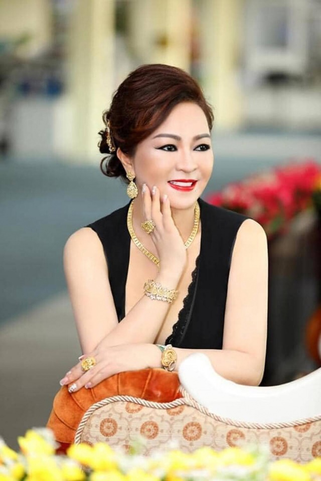 Thêm người lên tiếng làm rõ hiểu lầm giữa bà Nguyễn Phương Hằng và ông Đoàn Ngọc Hải 4 Thêm người lên tiếng làm rõ hiểu lầm giữa bà Nguyễn Phương Hằng và ông Đoàn Ngọc Hải 4