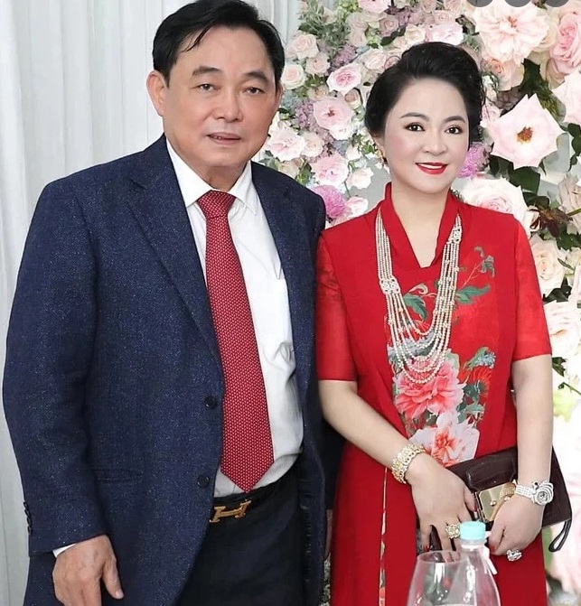 Ông Dũng 'lò vôi' tuyên bố đanh thép giữa lúc bà Phương Hằng quyết định dừng lại 3 Ông Dũng 'lò vôi' tuyên bố đanh thép giữa lúc bà Phương Hằng quyết định dừng lại 3