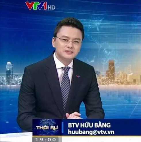 BTV Hữu Bằng Thời sự 19h của hiện tại phong độ hơn, lịch lãm và điềm đạm. Ảnh internet BTV Hữu Bằng Thời sự 19h của hiện tại phong độ hơn, lịch lãm và điềm đạm. Ảnh internet