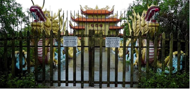 Danh hài Hoài Linh quyết 'đóng băng' mọi hoạt động sau ồn ào với bà Phương Hằng 1 Danh hài Hoài Linh quyết 'đóng băng' mọi hoạt động sau ồn ào với bà Phương Hằng 1