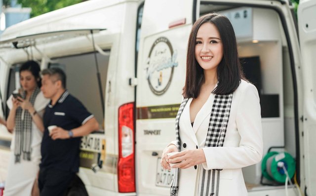 Nhiều năm qua, Mai Phương Thúy gắn bó với Hành trình từ trái tim của ông chủ Trung Nguyên. Ảnh internet Nhiều năm qua, Mai Phương Thúy gắn bó với Hành trình từ trái tim của ông chủ Trung Nguyên. Ảnh internet