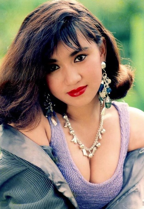 Y Phụng - biểu tượng gợi cảm thập niên 90. Ảnh internet