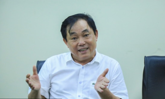 Không để bà Phương Hằng chịu thiệt thòi, ông Dũng lò vôi ra mặt thể hiện bản lĩnh người chồng 1 Không để bà Phương Hằng chịu thiệt thòi, ông Dũng lò vôi ra mặt thể hiện bản lĩnh người chồng 1