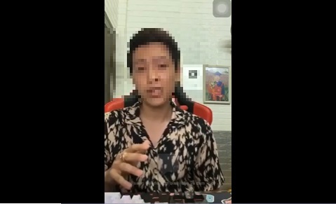 Xuất hiện người ra mặt tố Thủy Tiên gây sức ép xóa hết dữ liệu trong lần đi từ thiện tại Huế 2 Xuất hiện người ra mặt tố Thủy Tiên gây sức ép xóa hết dữ liệu trong lần đi từ thiện tại Huế 2
