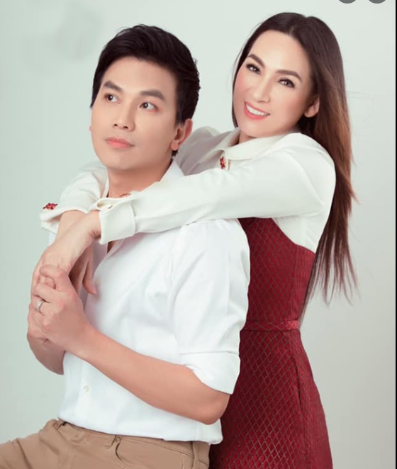 Mạnh Quỳnh - Phi Nhung là tri kỷ hiếm có khó tìm trong showbiz, Ảnh internet Mạnh Quỳnh - Phi Nhung là tri kỷ hiếm có khó tìm trong showbiz, Ảnh internet