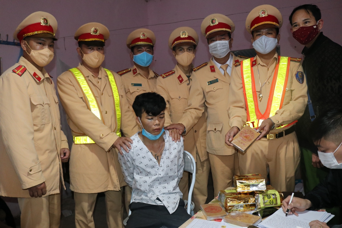 Tin tức pháp luật 24h: Bị ghen tuông, vợ ra tay sát hại người chồng khuyết tật trong đêm - Ảnh 3 Tin tức pháp luật 24h: Bị ghen tuông, vợ ra tay sát hại người chồng khuyết tật trong đêm - Ảnh 3