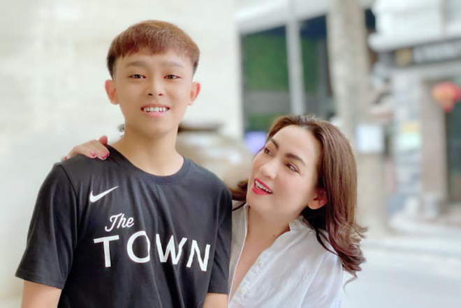 Người thân Phi Nhung lôi Hồ Văn Cường ra làm nhân chứng vạch rõ âm mưu của một nữ đại gia - Ảnh 1 Người thân Phi Nhung lôi Hồ Văn Cường ra làm nhân chứng vạch rõ âm mưu của một nữ đại gia - Ảnh 1