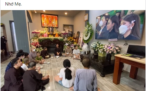 Nghẹn ngào cảnh các con nuôi của Phi Nhung bơ vơ nhớ mẹ sau lễ 49 ngày 1
