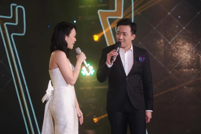 Trấn Thành có nhiều lần được song ca, đứng cùng sân khấu với Mỹ Tâm. Ảnh internet Trấn Thành có nhiều lần được song ca, đứng cùng sân khấu với Mỹ Tâm. Ảnh internet
