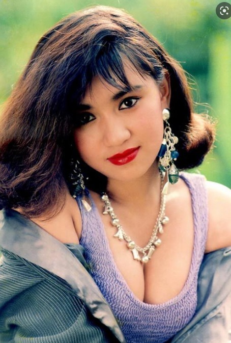 Y Phụng sở hữu nhan sắc xinh đẹp, gợi cảm. Ảnh internet