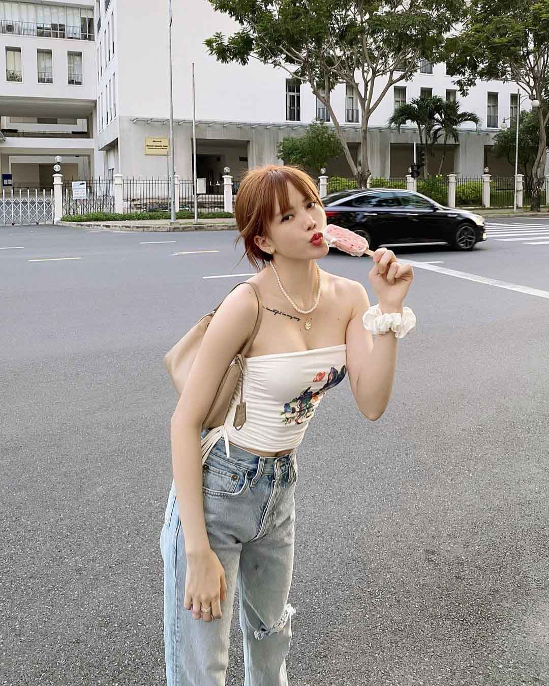 Chia tay Sơn Tùng, Thiều Bảo Trâm ngày càng gợi cảm và quyến rũ khi trở lại cuộc sống độc thân vui vẻ. Ảnh internet