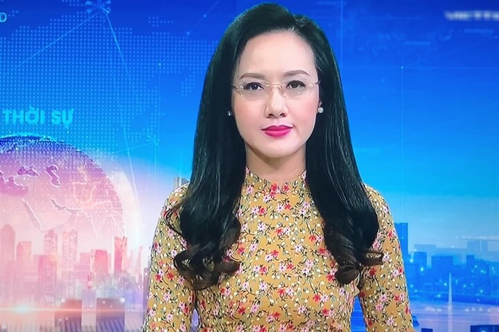 Rời Thời sự 19h, BTV Hoài Anh khiến khán giả tiếc nuối. Ảnh internet Rời Thời sự 19h, BTV Hoài Anh khiến khán giả tiếc nuối. Ảnh internet