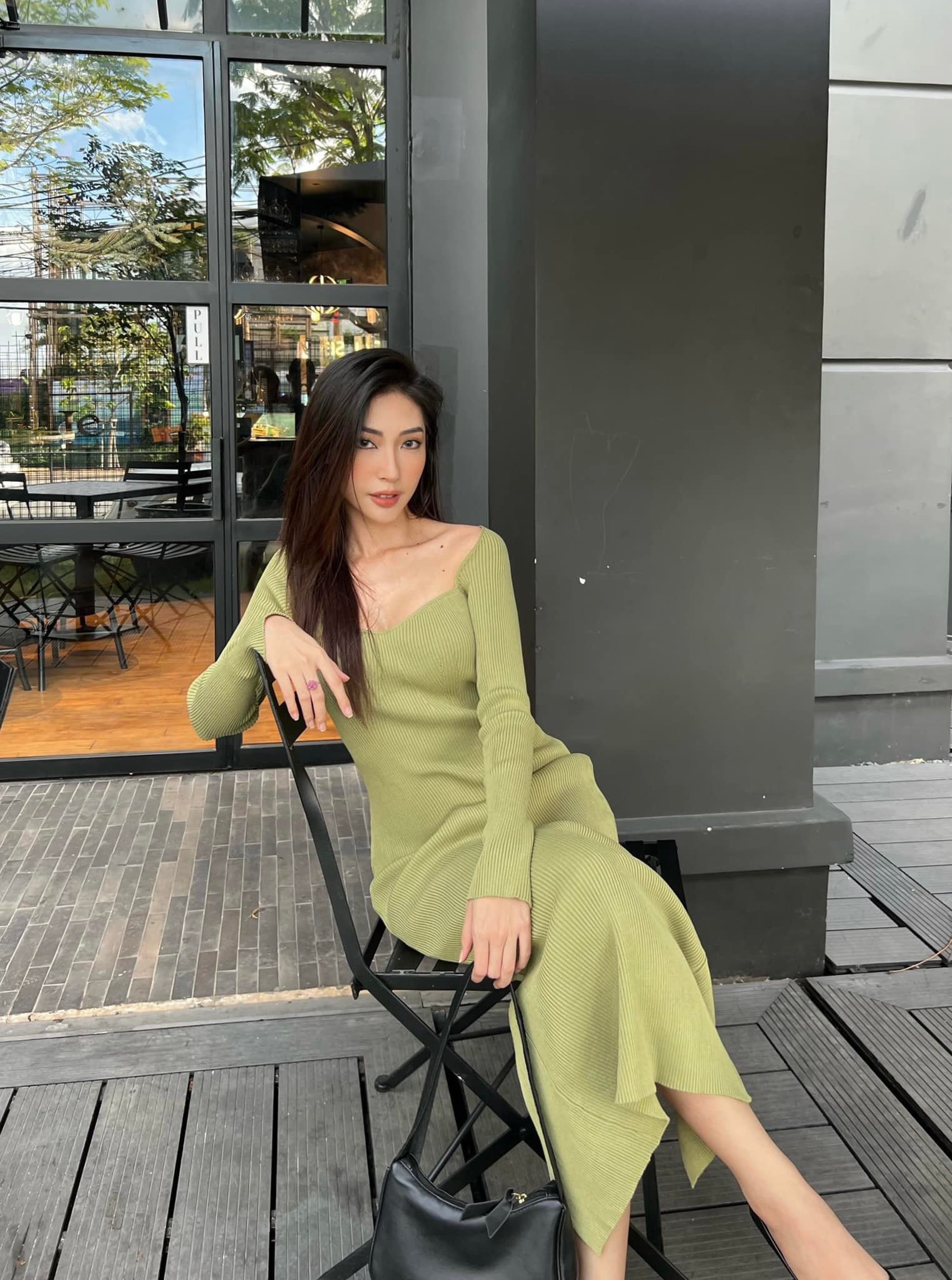 Chia tay Ngô Kiến Huy, Khổng Tú Quỳnh lấy lại tinh thần, trở thành cô nàng độc thân quyến rũ. Ảnh internet