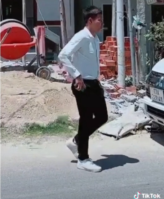 Ngoại hình bảnh bao khó nhận ra Lộc Fuho. Ảnh internet