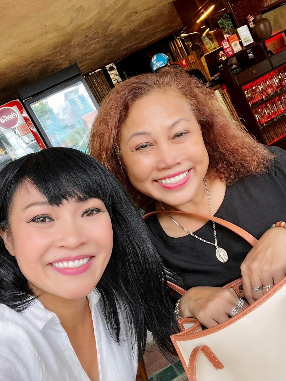 Phương Thanh vui vẻ bên Siu Black sau loạt ồn ào. Ảnh internet