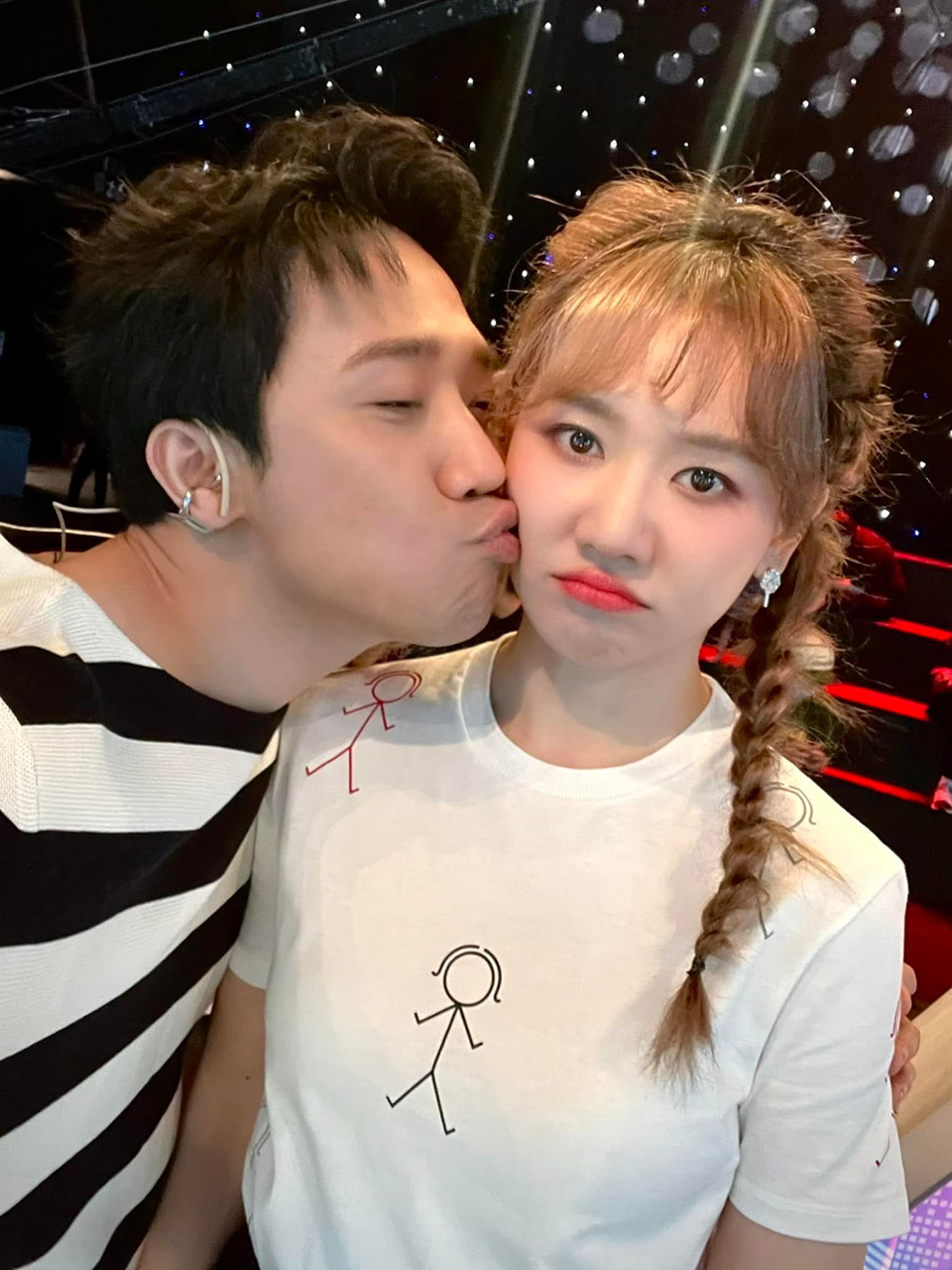 Trấn Thành công khai về 'lần đầu' với bà xã Hari Won, mách cách tán đổ crush cho đấng mày râu - ảnh 1