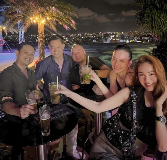 Chán giấu giếm, Minh Hằng công khai luôn diện mạo của chồng đại gia. Ảnh internet