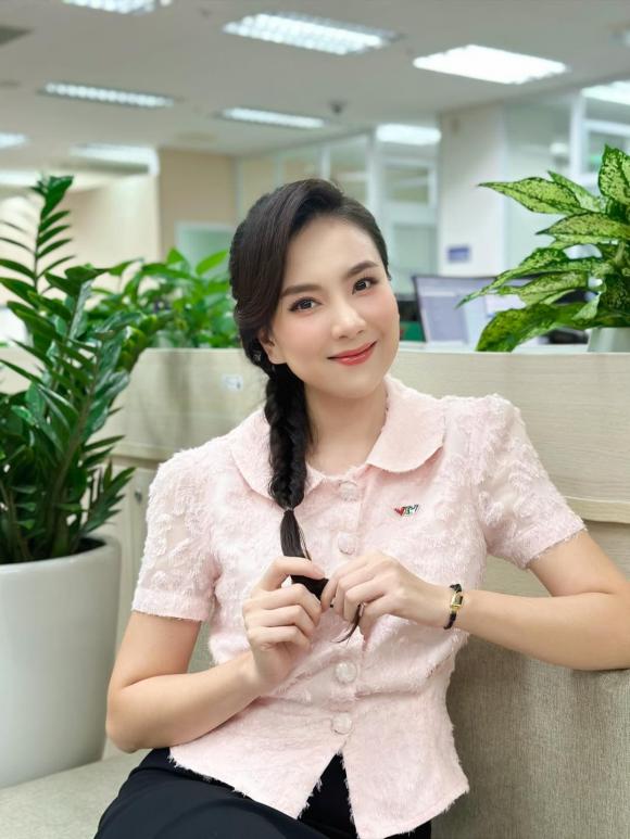 Lấy chồng đại gia, nữ MC đẹp nhất VTV ngày càng thăng hạng nhan sắc. Ảnh internet Lấy chồng đại gia, nữ MC đẹp nhất VTV ngày càng thăng hạng nhan sắc. Ảnh internet