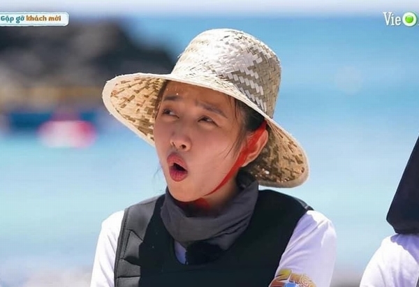 Hoa hậu Thùy Tiên cực lầy lội trong show truyền hình thực tế. Ảnh internet