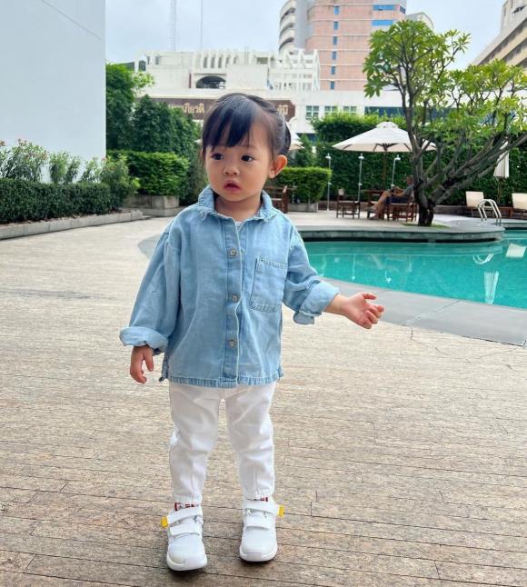 Cưng xỉu trước độ đáng yêu của ái nữ nhà Cường đô la, thần thái chuẩn rich kid. Ảnh internet Cưng xỉu trước độ đáng yêu của ái nữ nhà Cường đô la, thần thái chuẩn rich kid. Ảnh internet