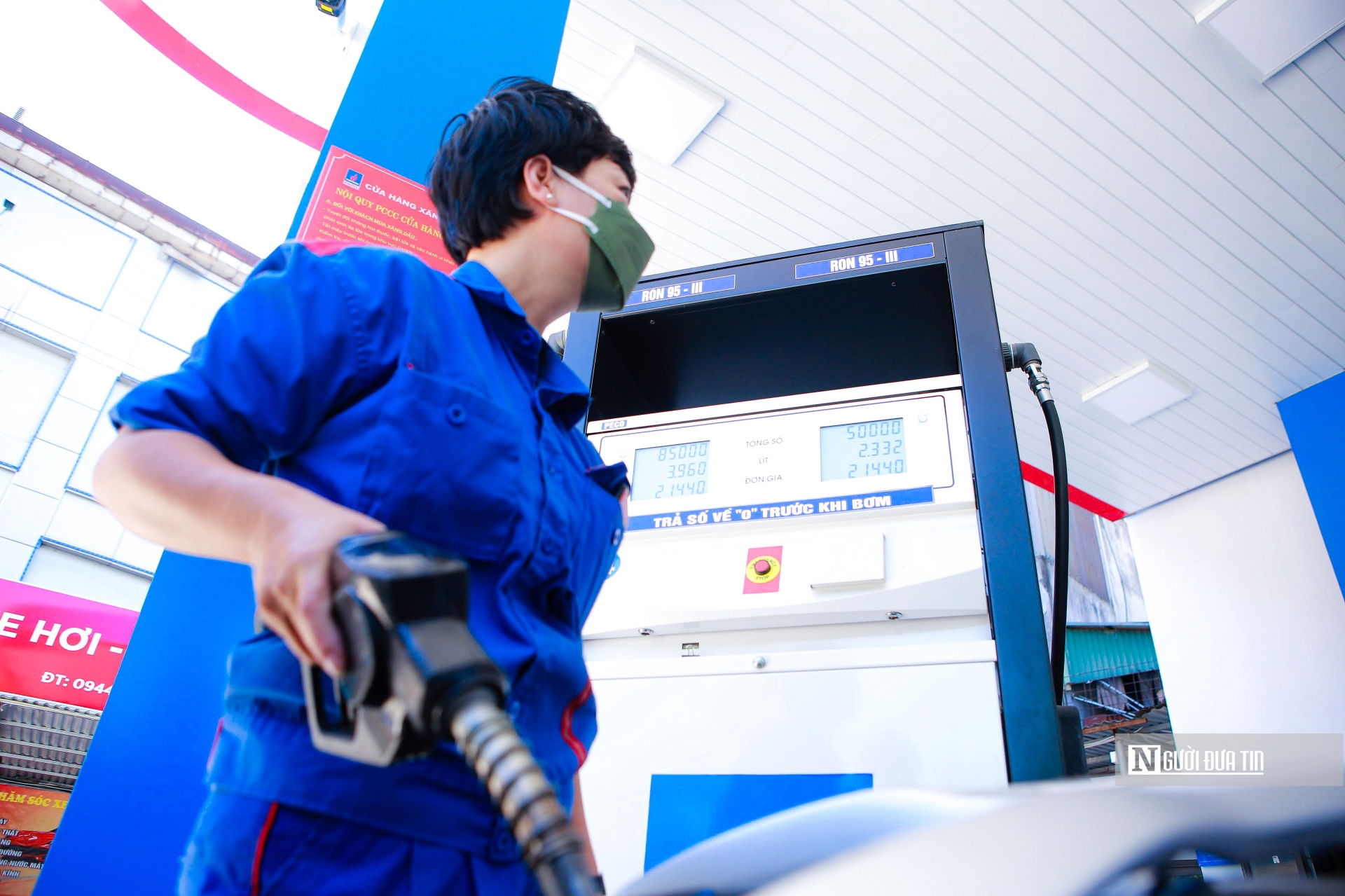 Bộ Công Thương cho biết có 6 doanh nghiệp đầu mối xăng dầu không nhập đủ hàng theo hạn mức được giao (Ảnh: Hữu Thắng).