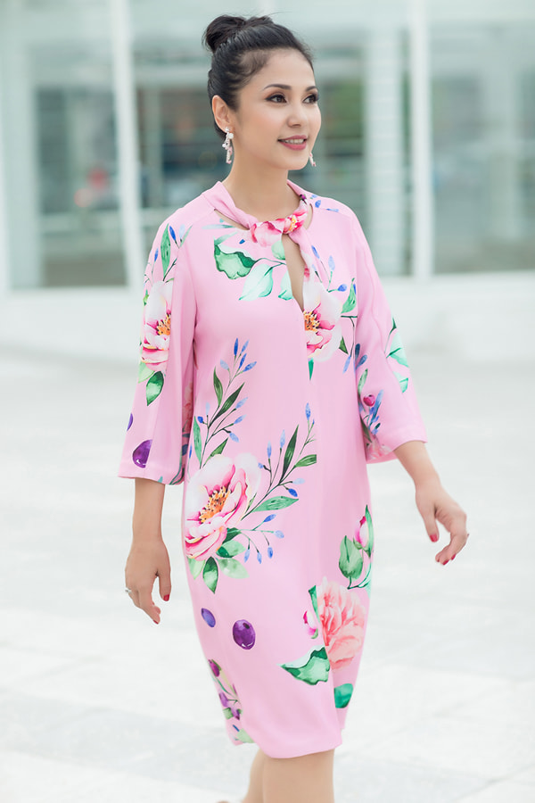 Việt Trinh rút khỏi showbiz, hài lòng với cuộc sống hiện tại. Ảnh internet Việt Trinh rút khỏi showbiz, hài lòng với cuộc sống hiện tại. Ảnh internet