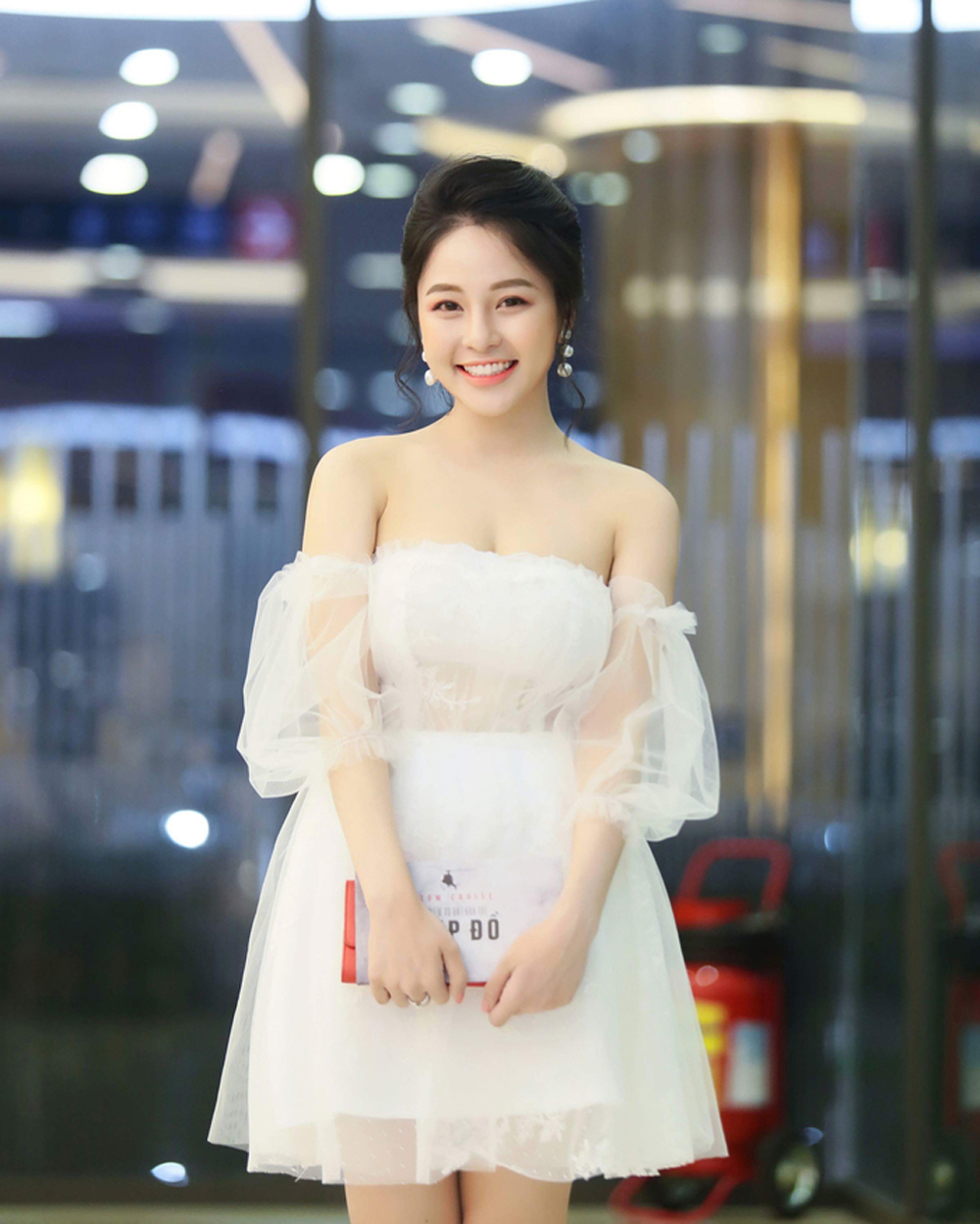 Trâm Anh trở lại mạnh mẽ sau ồn ào lộ clip. Ảnh internet Trâm Anh trở lại mạnh mẽ sau ồn ào lộ clip. Ảnh internet