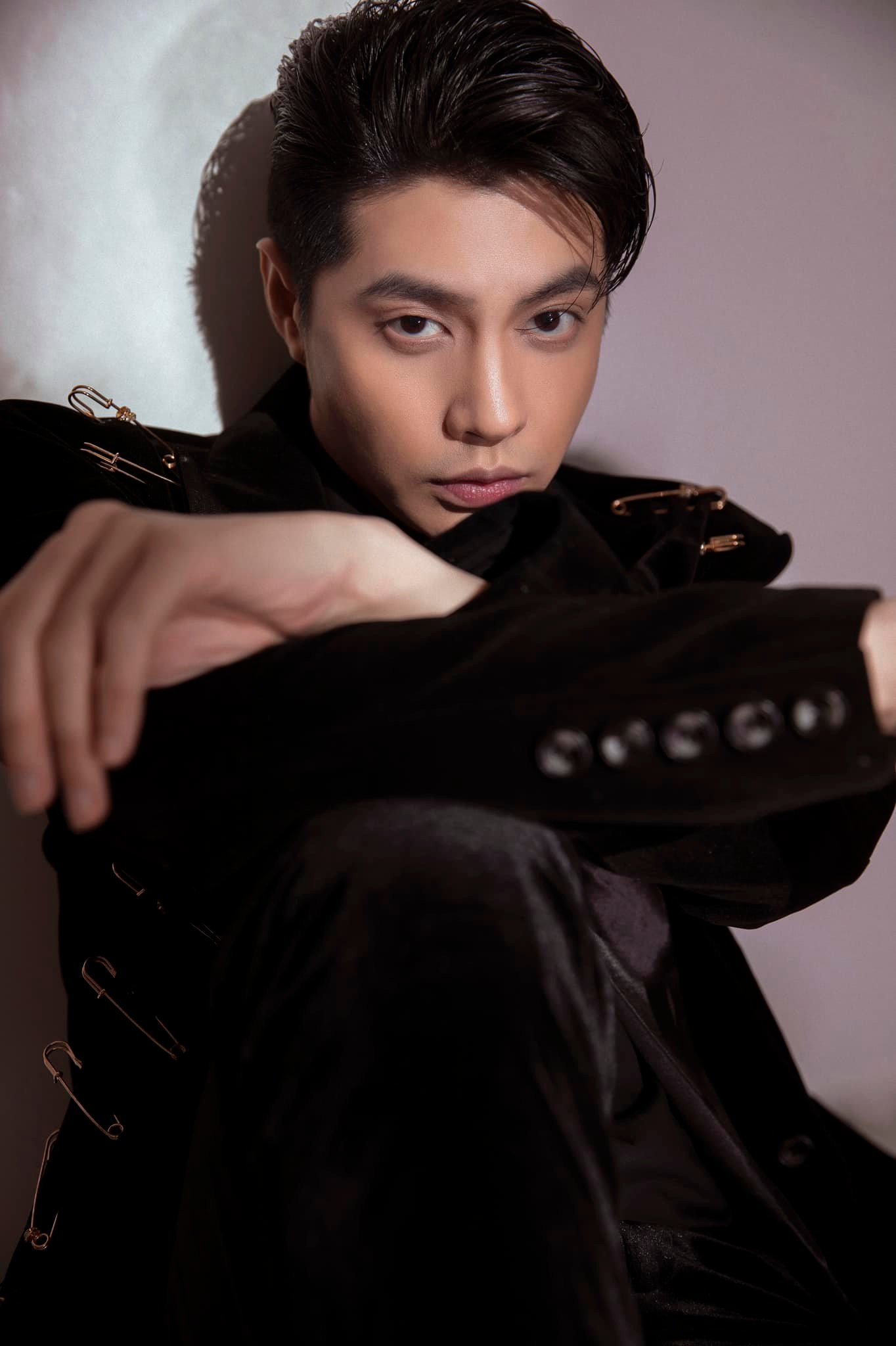 Noo Phước Thịnh gặp vấn đề sức khỏe phải tạm gác mọi hoạt động, hủy show - Ảnh 1