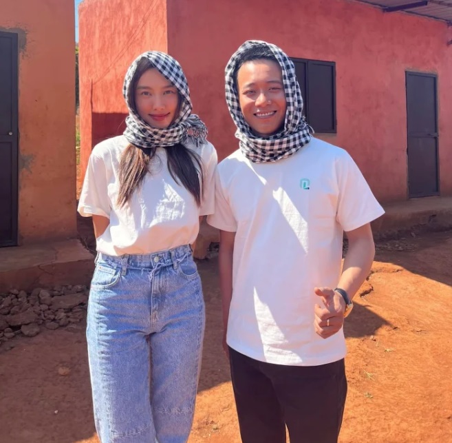 Thùy Tiên liên tục được fan 'đẩy thuyền', se duyên với Quang Linh Vlog. Ảnh internet