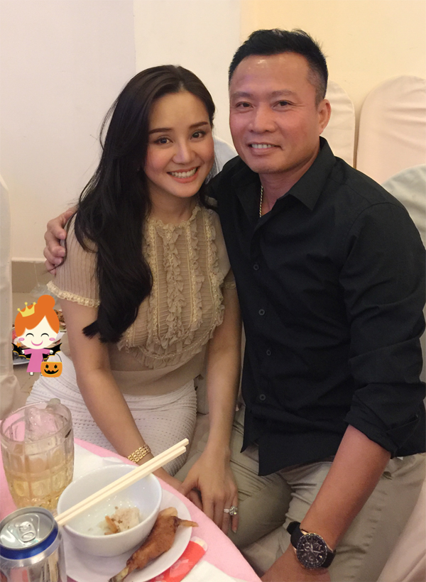 Vy Oanh luôn được ông xã ủng hộ. Ảnh internet