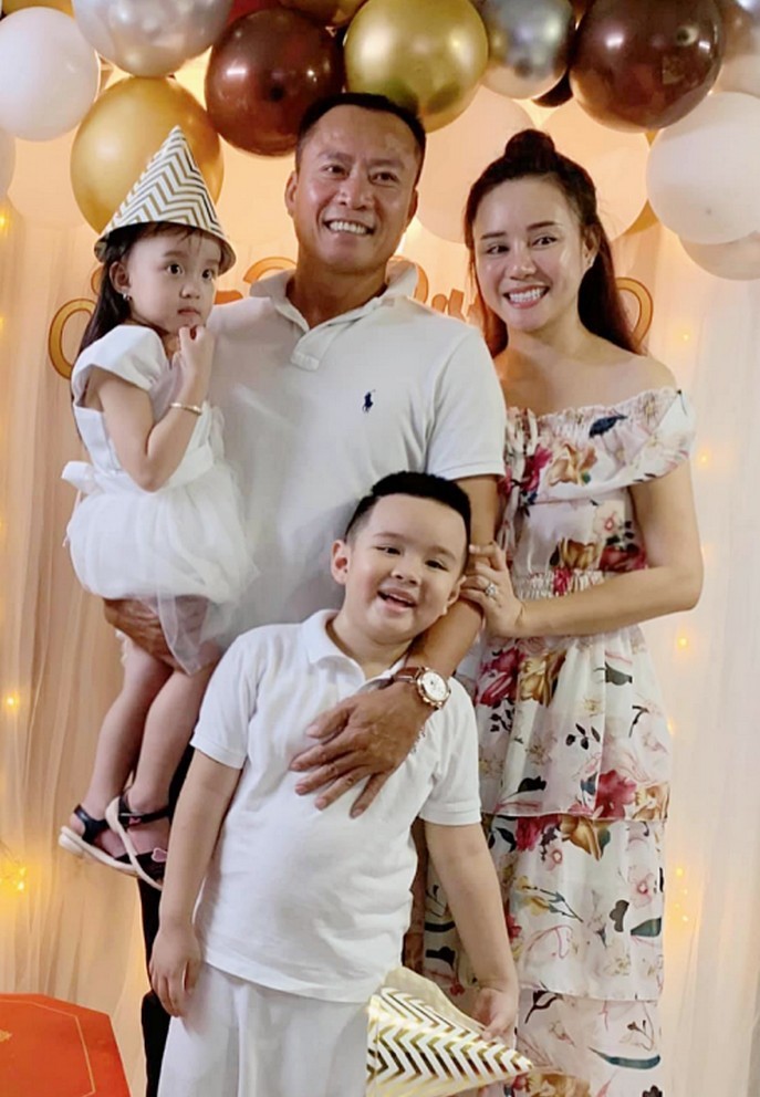Vy Oanh giờ đây có cuộc sống hạnh phúc, thành công. Ảnh: FBNV Vy Oanh giờ đây có cuộc sống hạnh phúc, thành công. Ảnh: FBNV