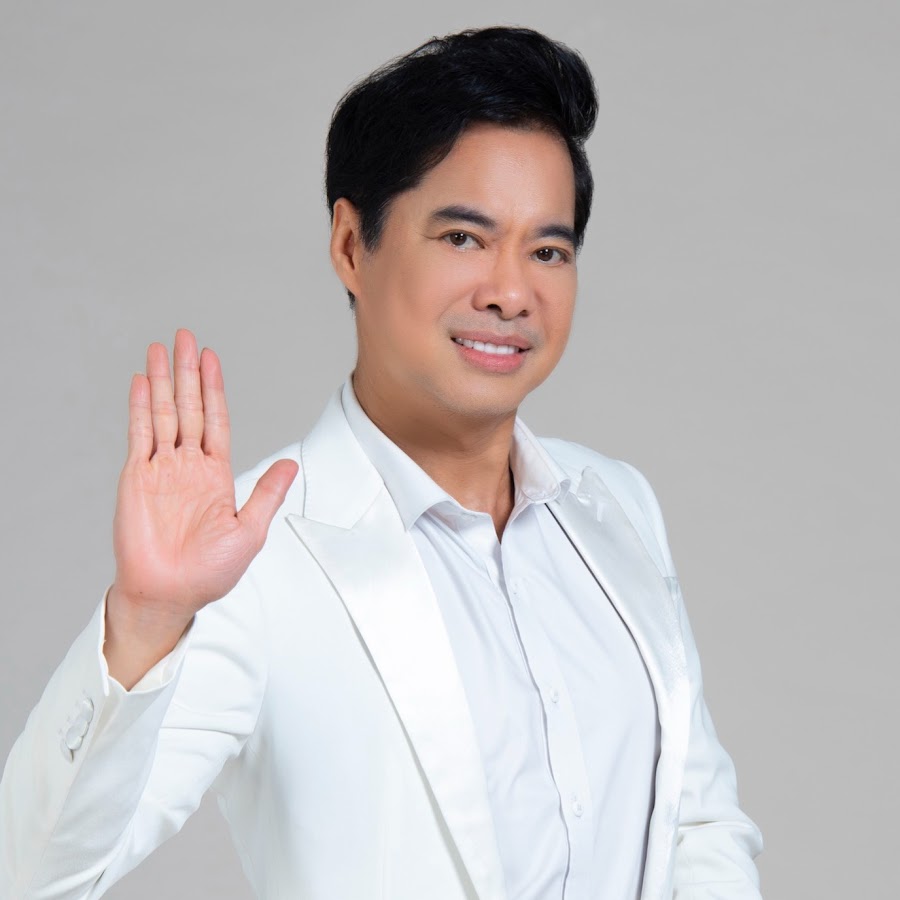 Ca sĩ Ngọc Sơn muốn dành thời gian cho sự nghiệp nên chưa tính đến việc lấy vợ sinh con. Ảnh internet