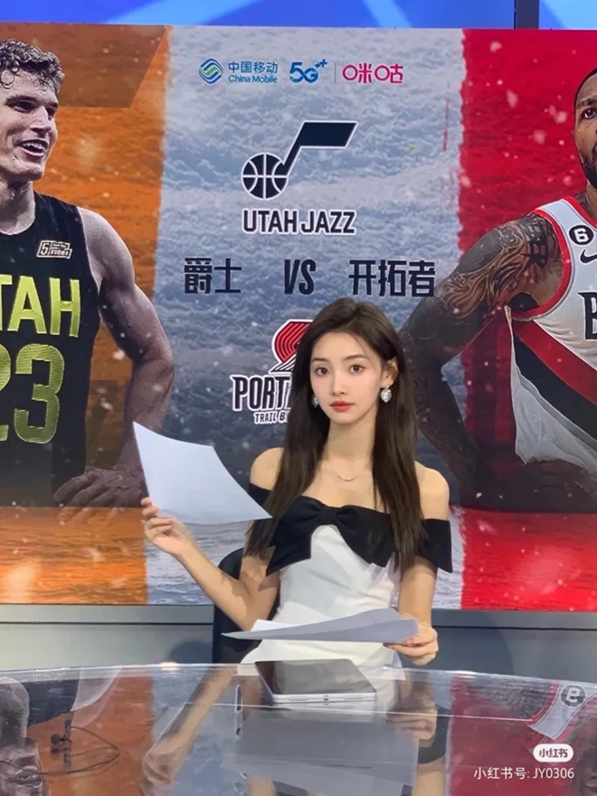 Kim Giai Duyệt còn được nhiều người hâm mộ bóng rổ dành tặng biệt danh 'Nữ thần NBA'. Ảnh internet