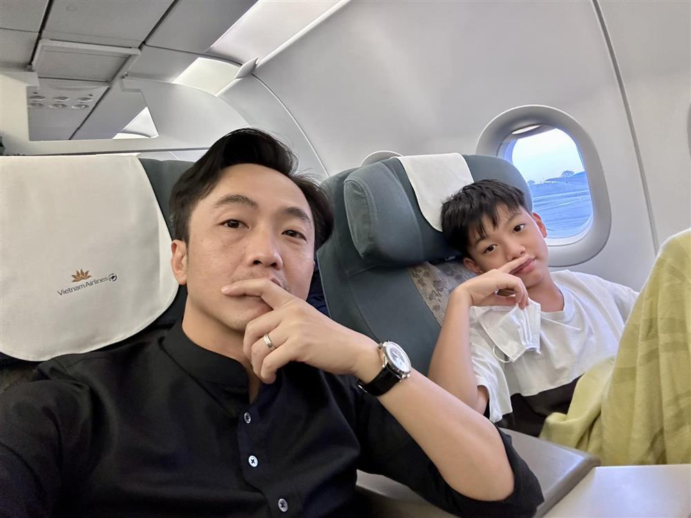 Cường đô la thường xuyên đưa Subeo đi du lịch trong và ngoài nước. Ảnh internet