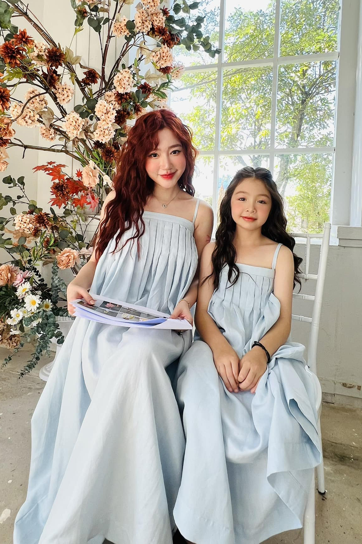 Elly Trần và con gái cùng nhau đi quay quảng cáo để kiếm thêm thu nhập. Ảnh internet