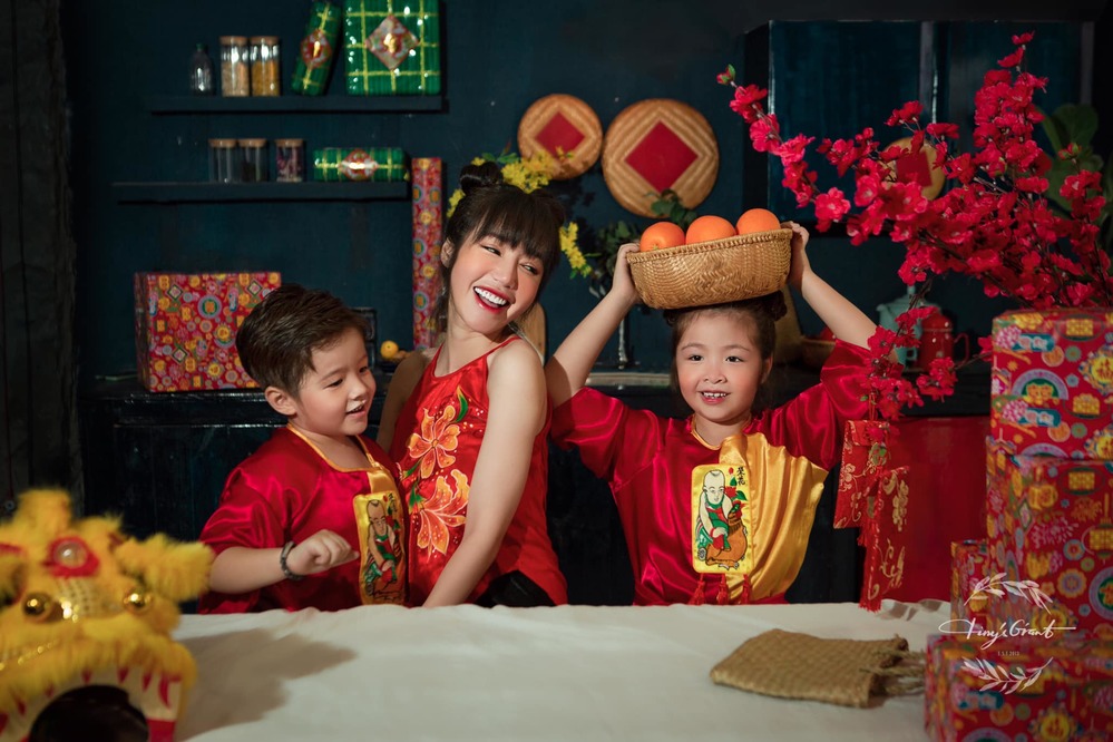 Hai nhóc tì đáng yêu của Elly Trần. Ảnh internet