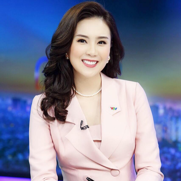 Mai Ngọc được công chúng ưu ái gọi là nữ MC đẹp nhất VTV. Ảnh internet Mai Ngọc được công chúng ưu ái gọi là nữ MC đẹp nhất VTV. Ảnh internet