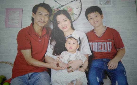 Gia đình hạnh phúc của nghệ sĩ Phú Đôn. Ảnh internet