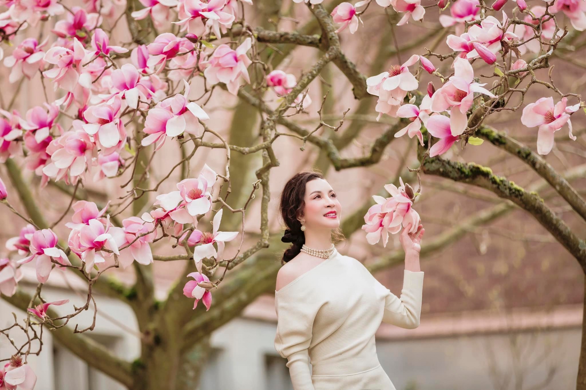 Vẻ đẹp ngày càng sang chảnh, quý phái của MC Thanh Mai. Ảnh internet