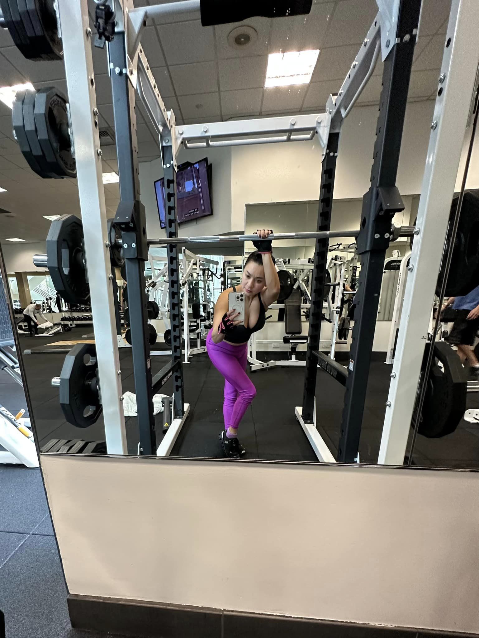 Y Phụng chăm chỉ tập luyện để lấy lại vóc dáng. Ảnh internet